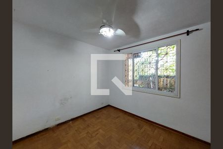 Casa à venda com 402m², 5 quartos e 4 vagasQuarto 4
