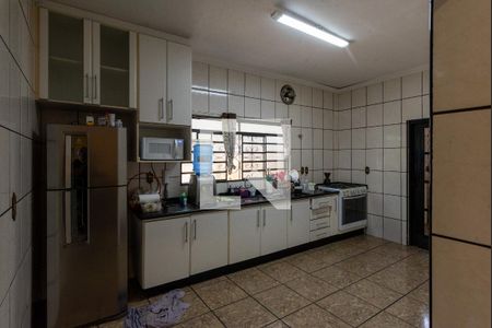 Casa à venda com 250m², 3 quartos e 3 vagasCozinha