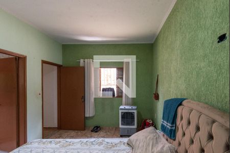 Casa à venda com 250m², 3 quartos e 3 vagasSuíte