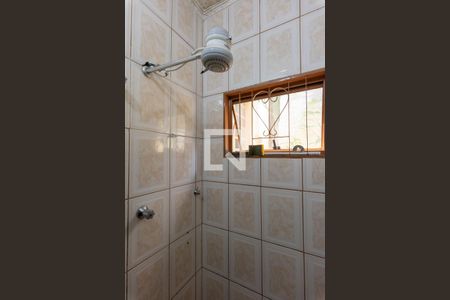 Casa à venda com 250m², 3 quartos e 3 vagasBanheiro da Suíte 2