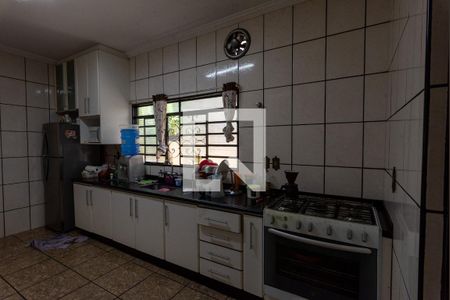 Casa à venda com 250m², 3 quartos e 3 vagasCozinha
