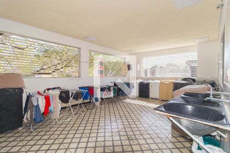 Studio para alugar com 15m², 1 quarto e sem vaga Studio para alugar com 15m², 1 quarto e sem vagaLavanderia