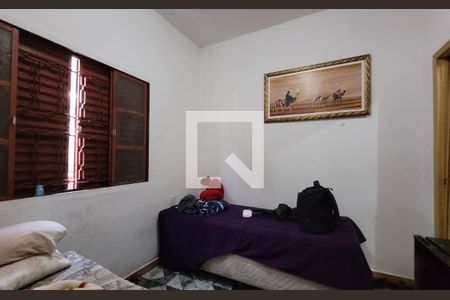 Casa à venda com 70m², 3 quartos e sem vaga Casa à venda com 70m², 3 quartos e sem vagaQuarto 2
