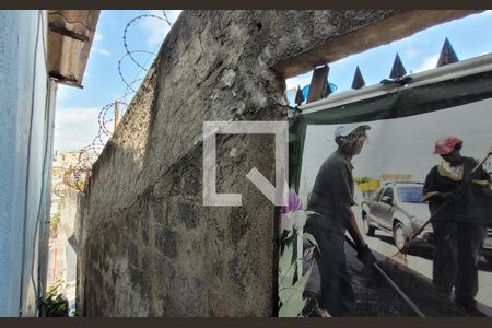 Casa à venda com 70m², 3 quartos e sem vaga Casa à venda com 70m², 3 quartos e sem vagaVista