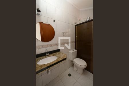 Casa à venda com 125m², 3 quartos e 2 vagasBanheiro da Suíte