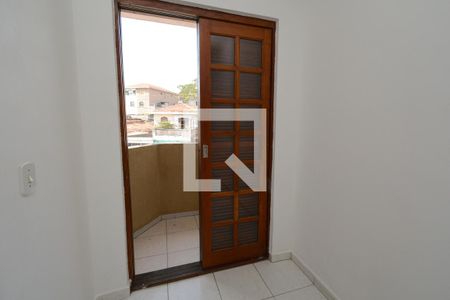 Casa à venda com 125m², 3 quartos e 2 vagasSuíte