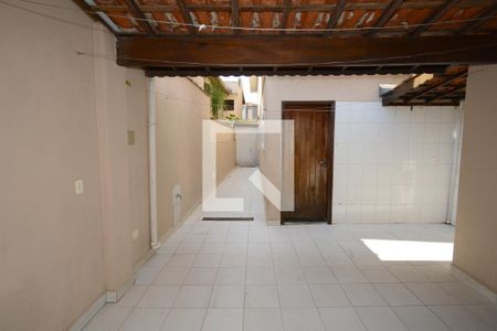 Casa à venda com 125m², 3 quartos e 2 vagasQuintal