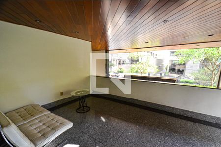 Apartamento à venda com 239m², 4 quartos e 3 vagas Apartamento à venda com 239m², 4 quartos e 3 vagasÁrea comum