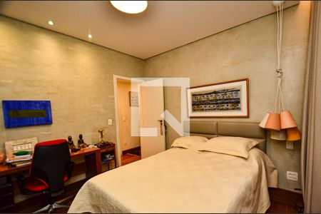 Apartamento à venda com 239m², 4 quartos e 3 vagas Apartamento à venda com 239m², 4 quartos e 3 vagasQuarto 3