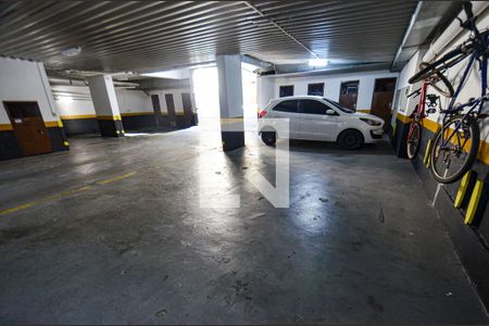 Apartamento à venda com 239m², 4 quartos e 3 vagas Apartamento à venda com 239m², 4 quartos e 3 vagasÁrea comum