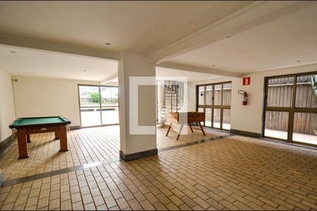 Apartamento à venda com 239m², 4 quartos e 3 vagas Apartamento à venda com 239m², 4 quartos e 3 vagasÁrea comum