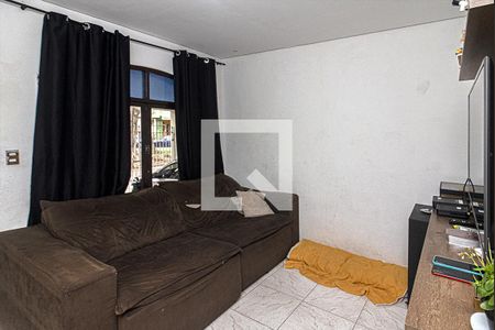 Sala de casa à venda com 2 quartos, 130m² em Vila Liviero, São Paulo