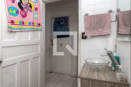 Casa à venda com 130m², 2 quartos e 3 vagasBanheiro