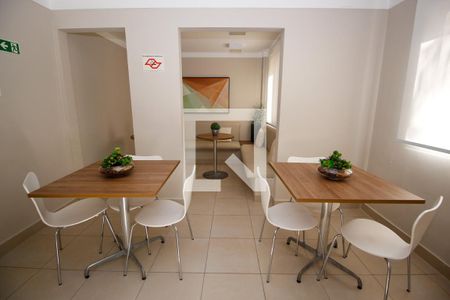 Apartamento à venda com 40m², 2 quartos e sem vaga Apartamento à venda com 40m², 2 quartos e sem vagaÁrea comum - Salão de festas