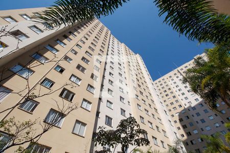 Apartamento à venda com 40m², 2 quartos e sem vaga Apartamento à venda com 40m², 2 quartos e sem vagaFachada