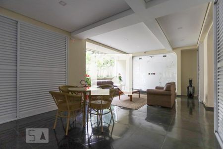 Apartamento à venda com 32m², 1 quarto e 1 vaga Apartamento à venda com 32m², 1 quarto e 1 vagaÁrea comum