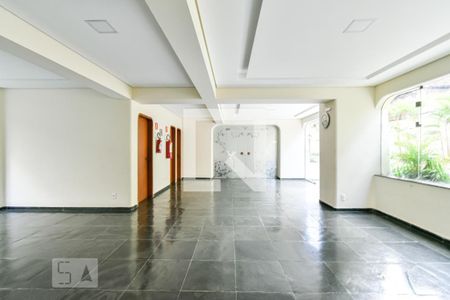 Apartamento à venda com 32m², 1 quarto e 1 vaga Apartamento à venda com 32m², 1 quarto e 1 vagaÁrea comum