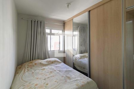 Apartamento à venda com 67m², 3 quartos e 1 vagaQuarto 2