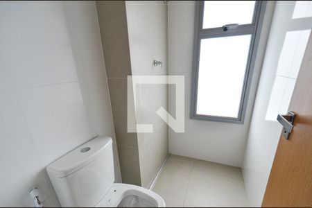 Apartamento à venda com 71m², 2 quartos e 2 vagasBanheiro Social