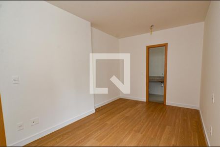 Suite1 de apartamento à venda com 2 quartos, 68m² em Centro, Belo Horizonte