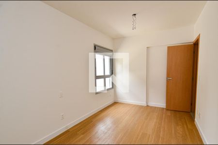 Suite1 de apartamento à venda com 2 quartos, 68m² em Centro, Belo Horizonte
