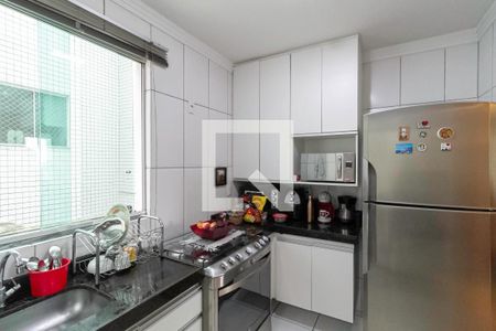 Apartamento à venda com 92m², 3 quartos e 2 vagasCozinha