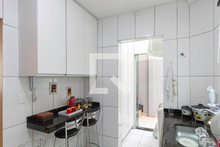 Apartamento à venda com 92m², 3 quartos e 2 vagasCozinha