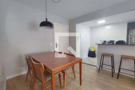 Apartamento para alugar com 70m², 2 quartos e 1 vagaSala