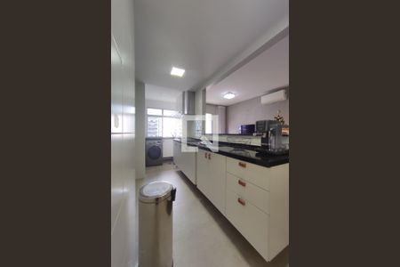 Apartamento para alugar com 70m², 2 quartos e 1 vagaCozinha 