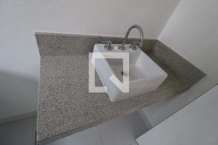 Apartamento à venda com 117m², 3 quartos e 2 vagasBanheiro da Suíte 1 - Pia