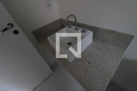 Apartamento à venda com 117m², 3 quartos e 2 vagasBanheiro da Suíte 2 - Pia