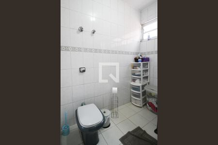 Apartamento à venda com 70m², 3 quartos e 1 vaga Apartamento à venda com 70m², 3 quartos e 1 vagaBanheiro