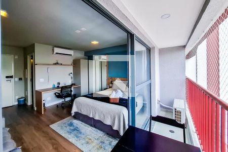 Studio para alugar com 25m², 1 quarto e sem vaga Studio para alugar com 25m², 1 quarto e sem vagaSacada