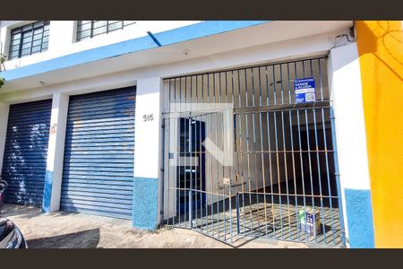 Casa para alugar com 40m², 1 quarto e 1 vaga Casa para alugar com 40m², 1 quarto e 1 vagaFachada