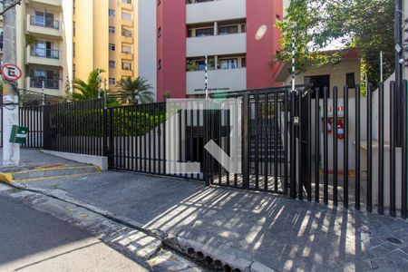 Apartamento para alugar com 57m², 2 quartos e 2 vagas Apartamento para alugar com 57m², 2 quartos e 2 vagasFachada