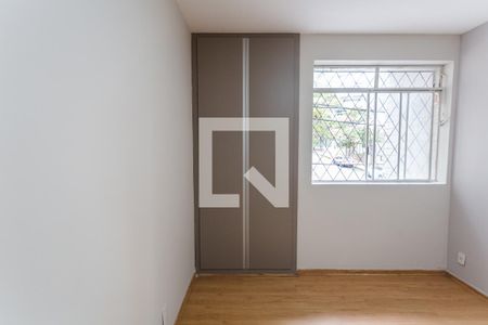 Apartamento para alugar com 100m², 3 quartos e 1 vagaArmário do Quarto 3