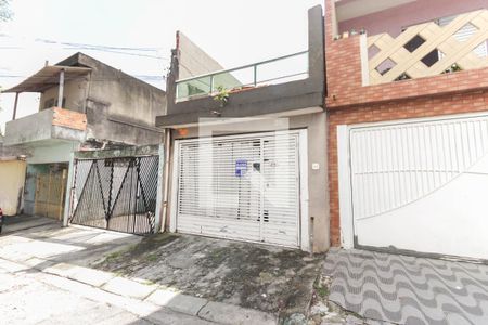 Casa para alugar com 60m², 2 quartos e sem vaga Casa para alugar com 60m², 2 quartos e sem vagaFachada