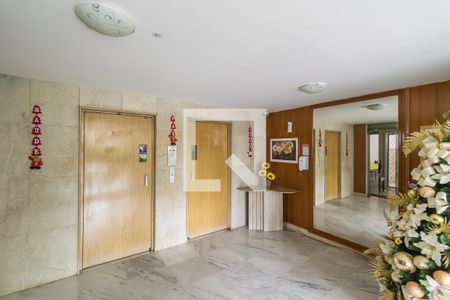 Apartamento à venda com 49m², 1 quarto e 1 vaga Apartamento à venda com 49m², 1 quarto e 1 vagaÁrea Comum - Hall dos elevadores