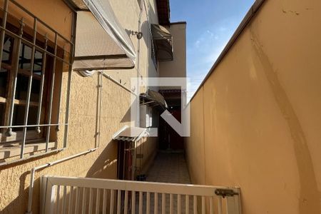 Casa para alugar com 200m², 3 quartos e 2 vagasCorredor extern