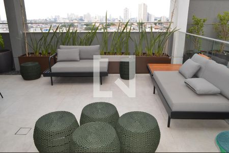 Studio à venda com 25m², 1 quarto e sem vagaÁrea da Piscina