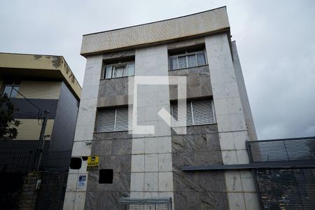 Apartamento à venda com 110m², 3 quartos e 1 vagaFachada