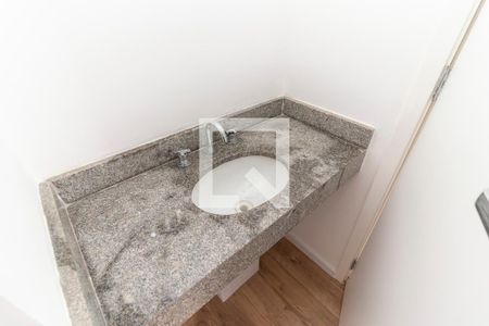 Apartamento para alugar com 33m², 2 quartos e sem vaga Apartamento para alugar com 33m², 2 quartos e sem vagaBanheiro