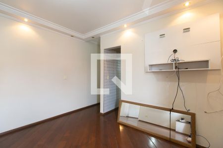 Casa à venda com 240m², 3 quartos e 3 vagasSuíte 2