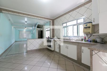 Casa à venda com 240m², 3 quartos e 3 vagasCozinha