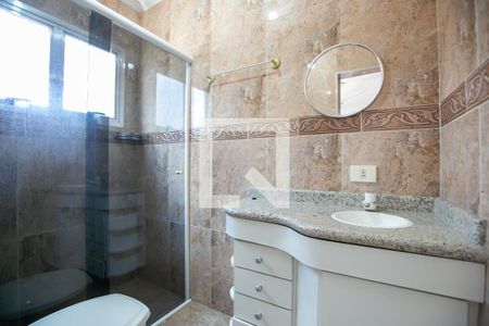 Casa à venda com 240m², 3 quartos e 3 vagasBanheiro da Suíte 1