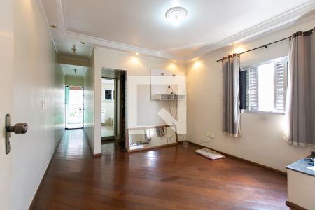 Casa à venda com 240m², 3 quartos e 3 vagasSuíte 2