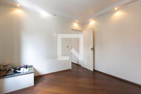 Casa à venda com 240m², 3 quartos e 3 vagasSuíte 2