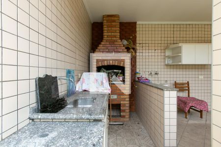 Casa à venda com 240m², 3 quartos e 3 vagasChurrasqueira