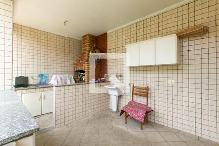 Casa à venda com 240m², 3 quartos e 3 vagasÁrea de Serviço