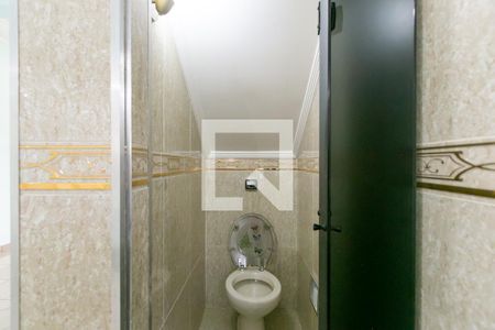 Casa à venda com 240m², 3 quartos e 3 vagasLavabo